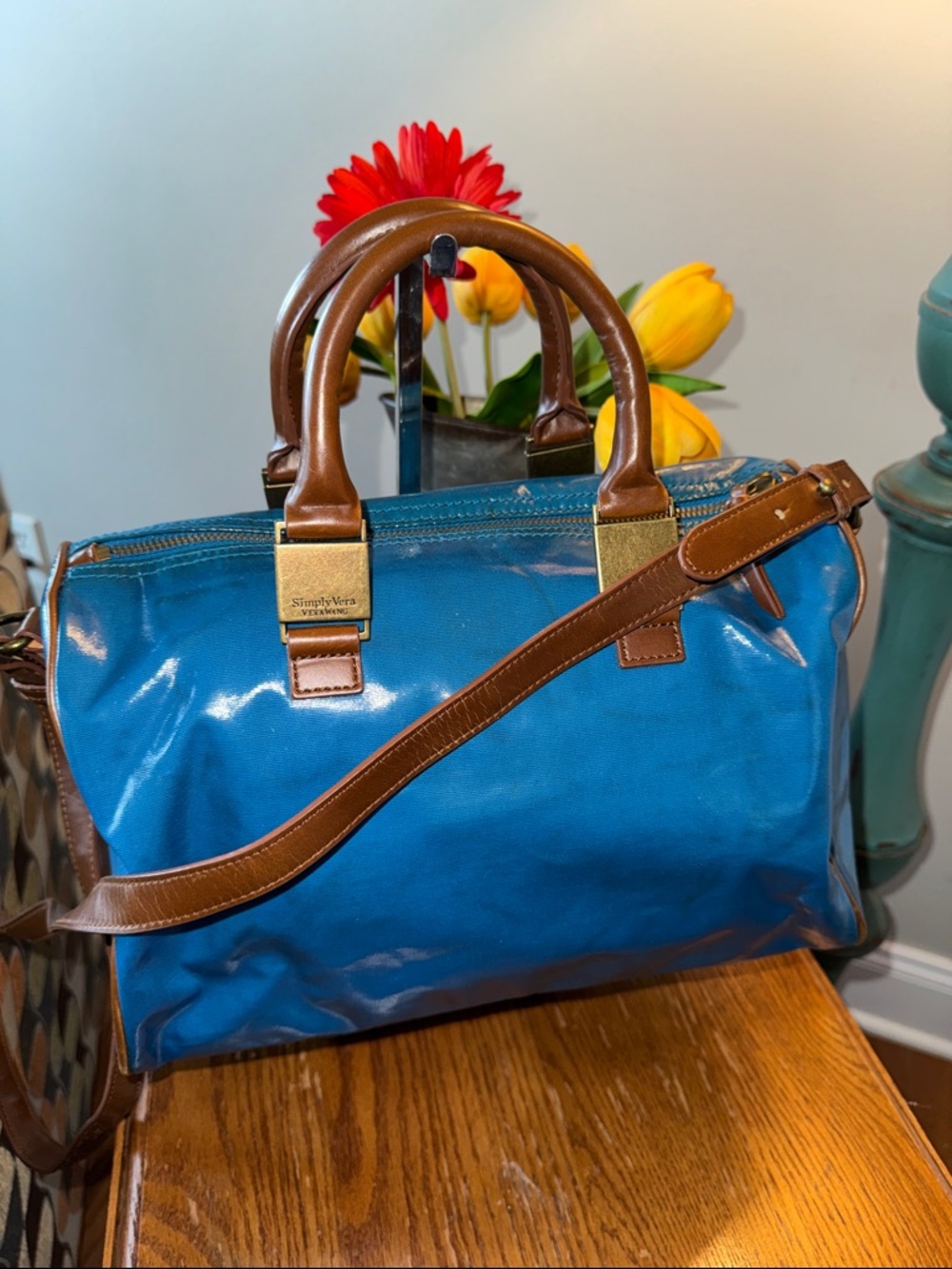 Simply Vera Vera Wang Teal and Brown Barrel Satchel w/crossbody Strap GUC